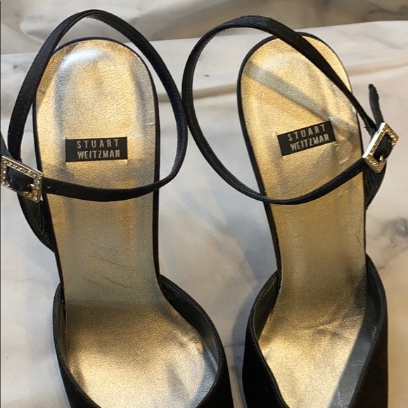 Stuart Weizmann Elegant Evening Satin Pointed Toe Embellished Heels - Picture 8 of 11